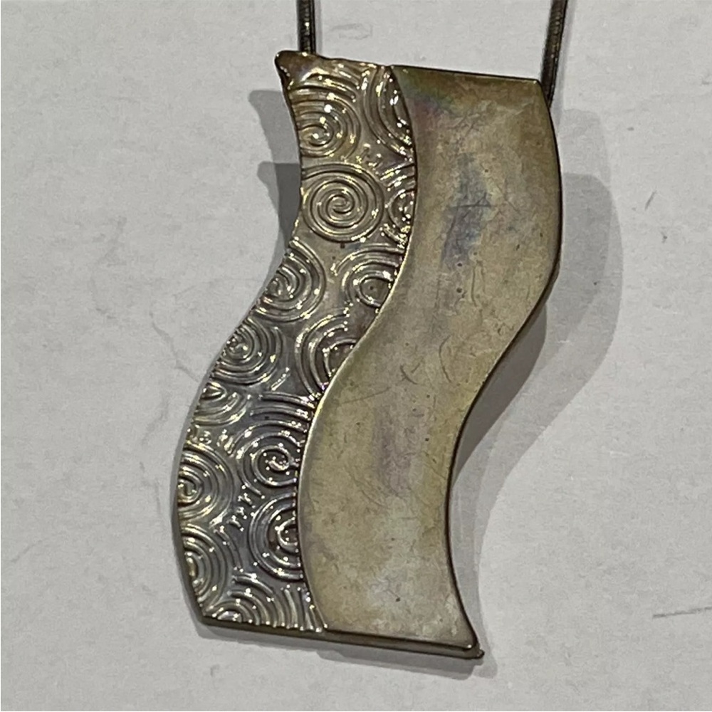 Silver Tone Rectangular Floating Pendant Necklace… - image 5